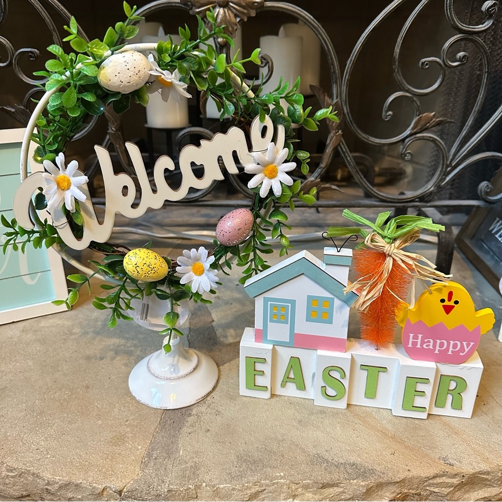 NWT Easter Spring Table Top Wreath and Standing Spring Easter Sign Set